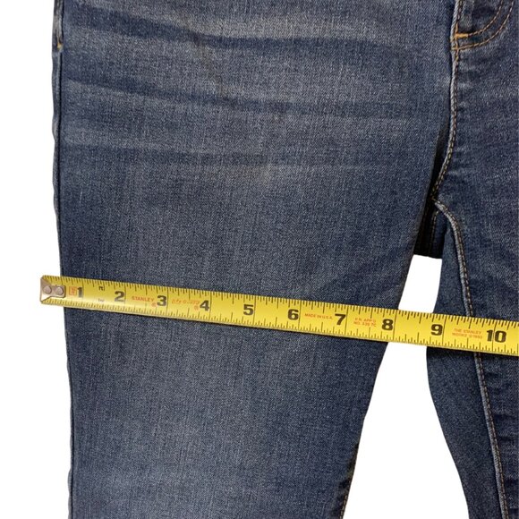 INC Skinny Leg Regular Fit Jeans Size 8P - Picture 6 of 9